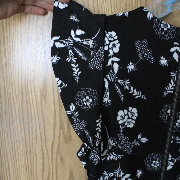 Xhilaration Spring dress - Picture 7 of 7